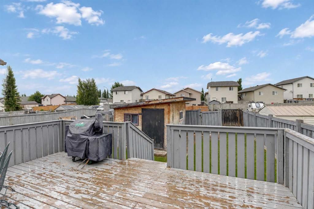 18 Pinnacle Street  - Photo 32