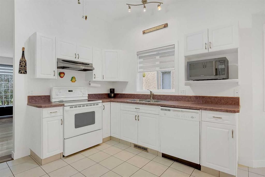 8935 105 Avenue  - Photo 9