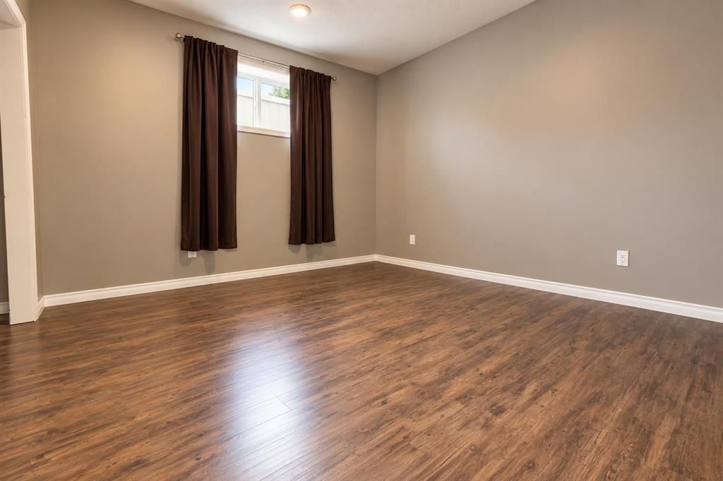 8009 112 Street  - Photo 21
