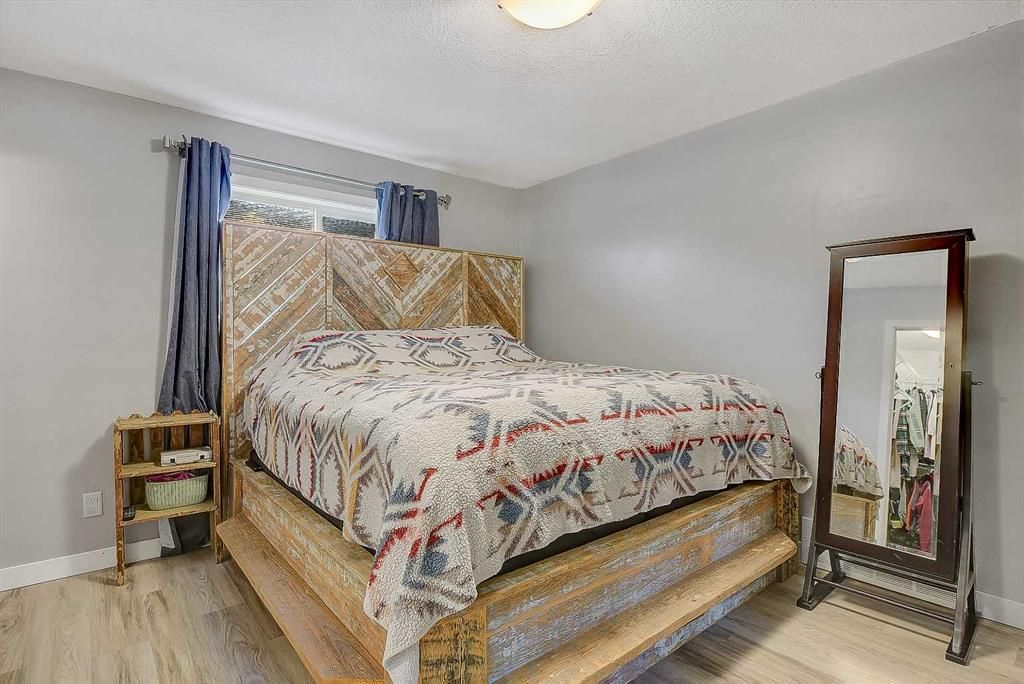 7006 115B Street  - Photo 15