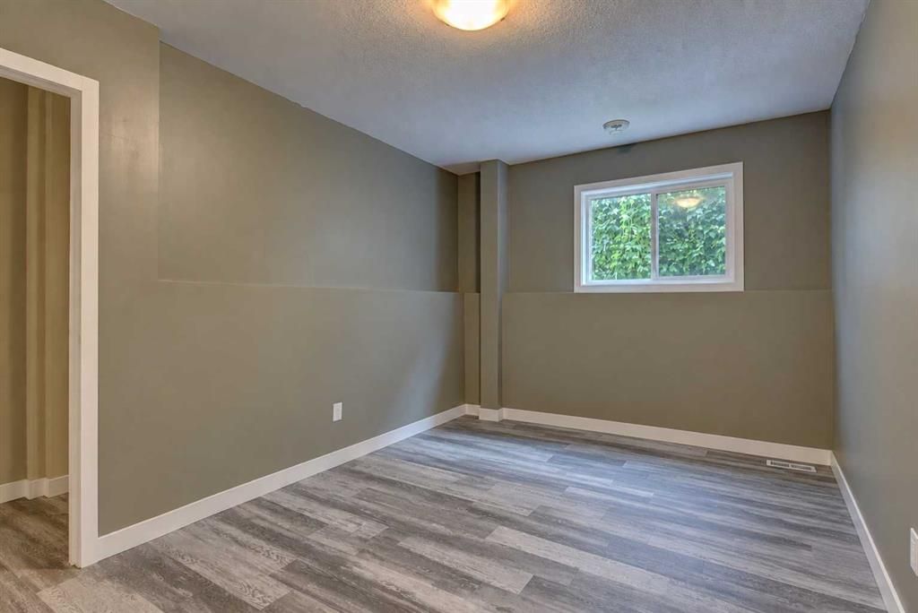 7006 115B Street  - Photo 24
