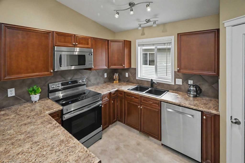 2 Pinnacle Lake Drive  - Photo 10