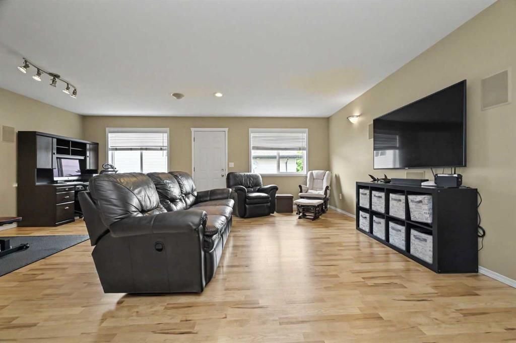 2 Pinnacle Lake Drive  - Photo 30