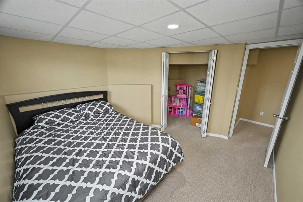 2 Pinnacle Lake Drive  - Photo 35