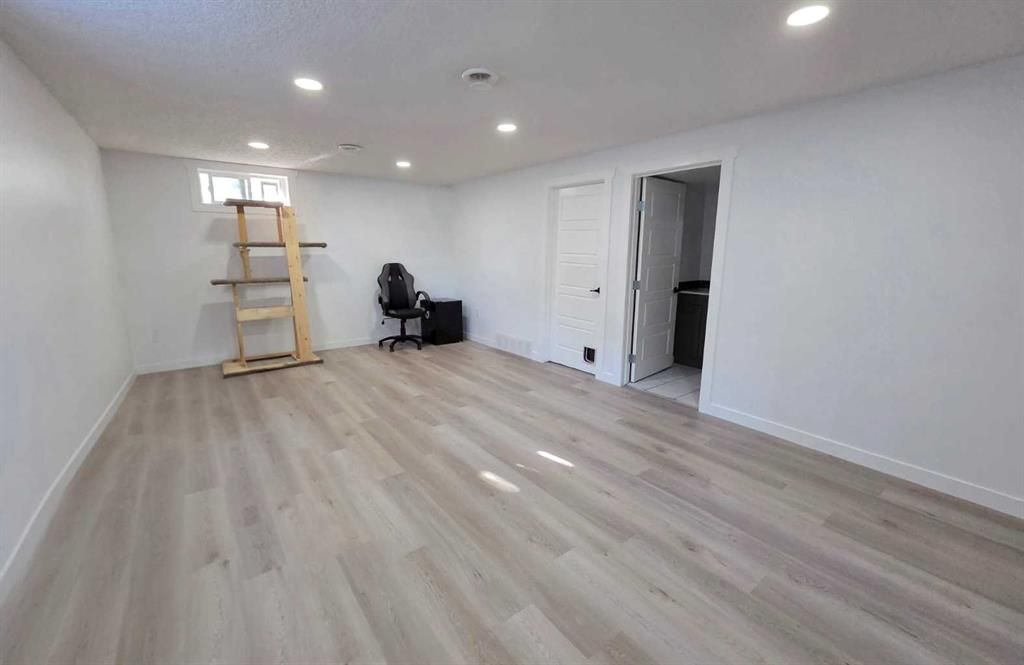 7314 Patterson Drive  - Photo 26