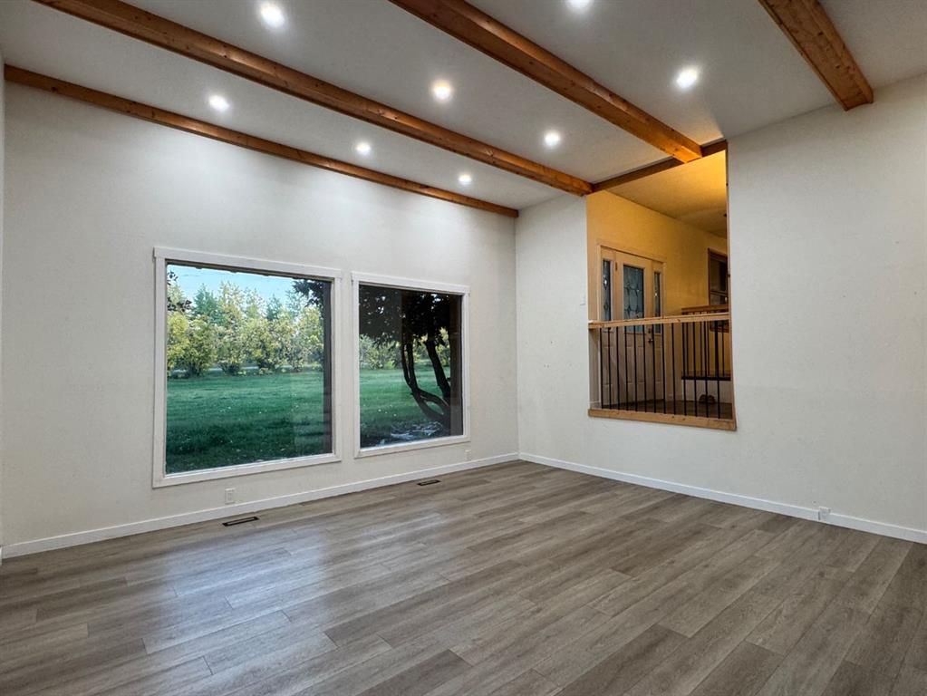725002 Range Road 52   - Photo 21