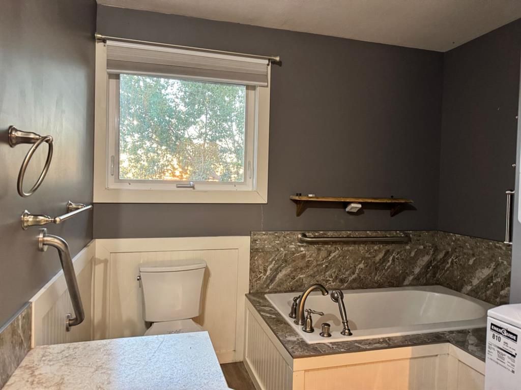 725002 Range Road 52   - Photo 31