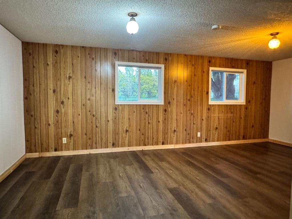 725002 Range Road 52   - Photo 36