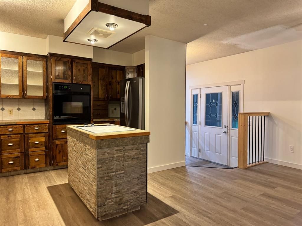 725002 Range Road 52   - Photo 5