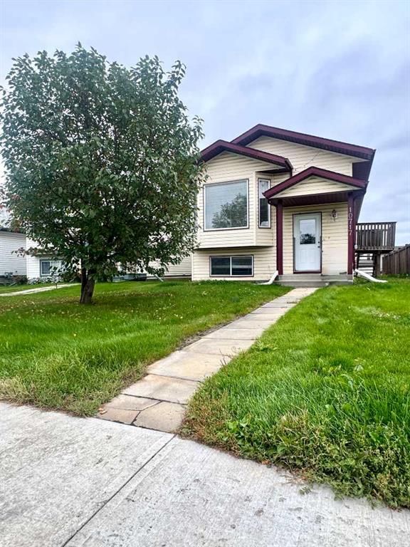 10717 74 Avenue  - Photo 1