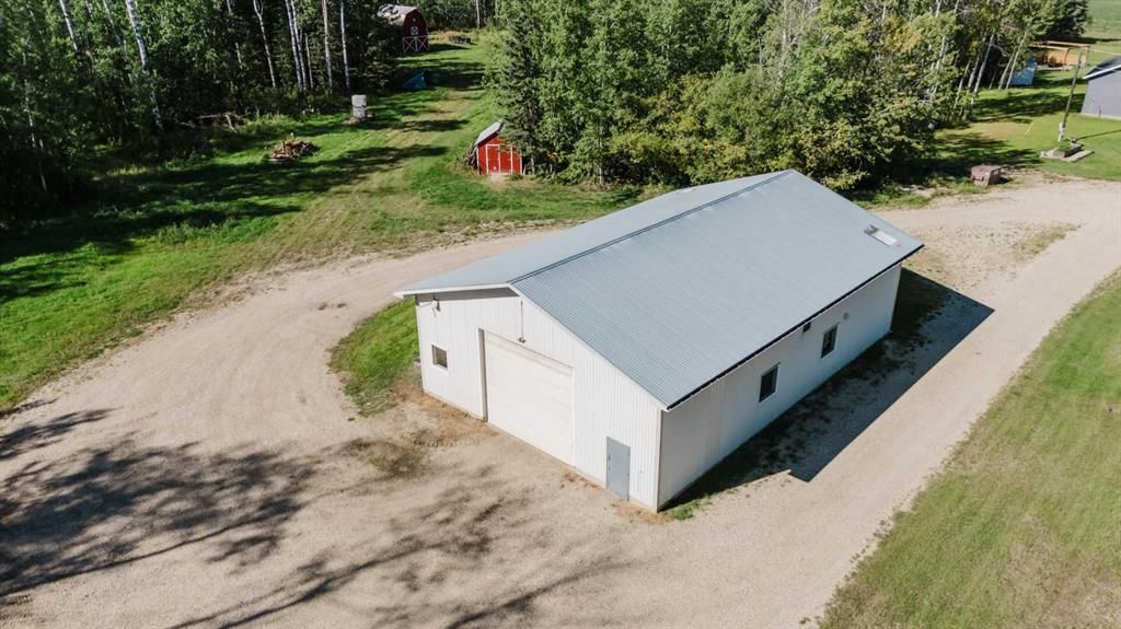 711012 Range Road 64   - Photo 3