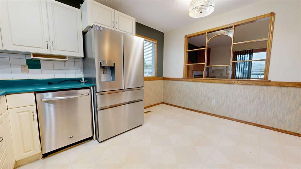 9510 81 Avenue  - Photo 10