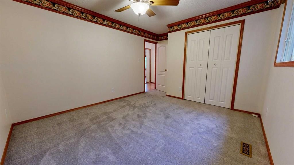 9510 81 Avenue  - Photo 12