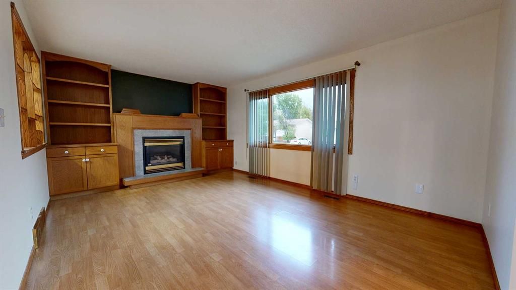 9510 81 Avenue  - Photo 4