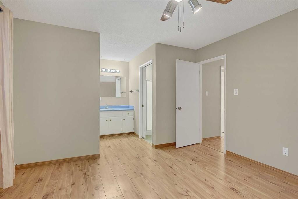 7607 96 Street  - Photo 12