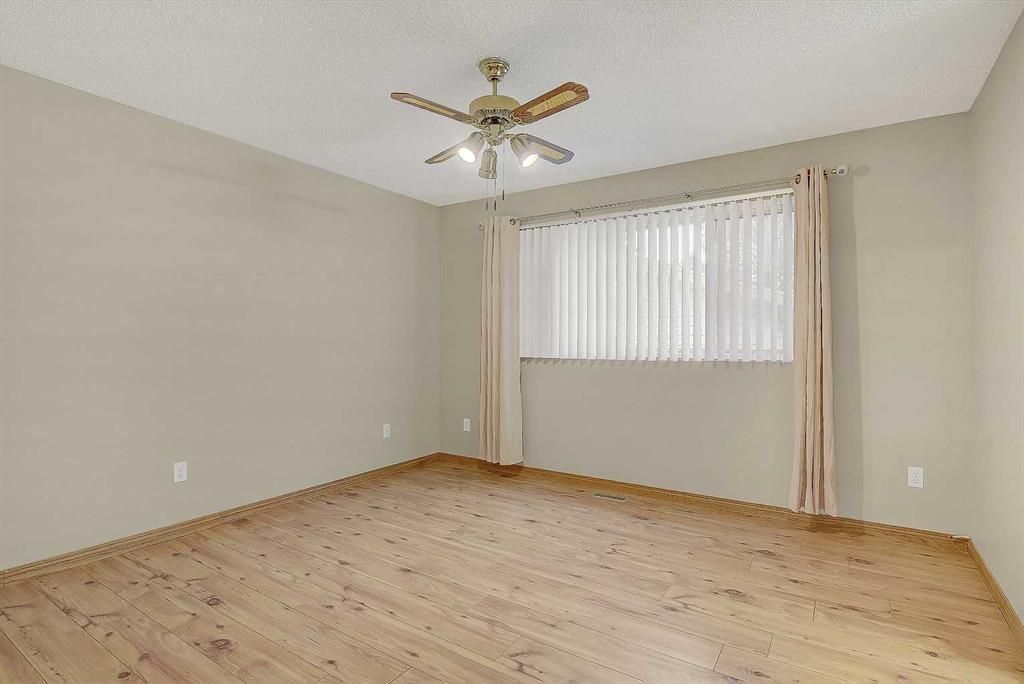 7607 96 Street  - Photo 13