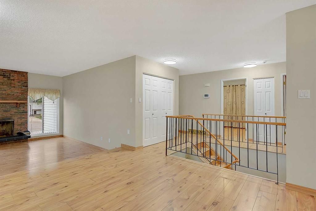 7607 96 Street  - Photo 7
