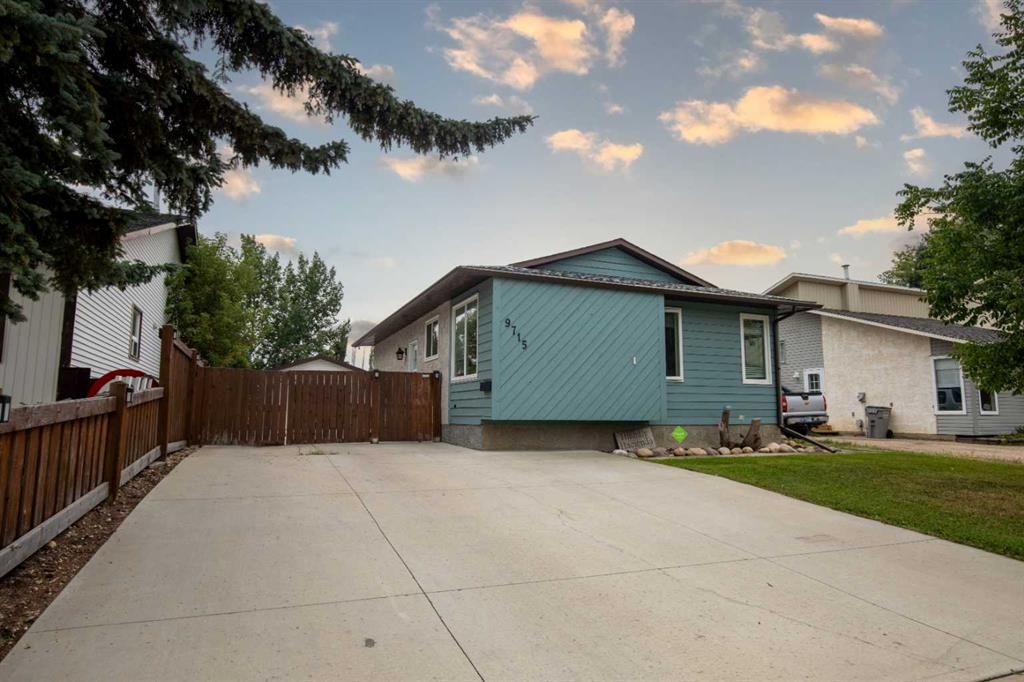 9715 69 Avenue  - Photo 2