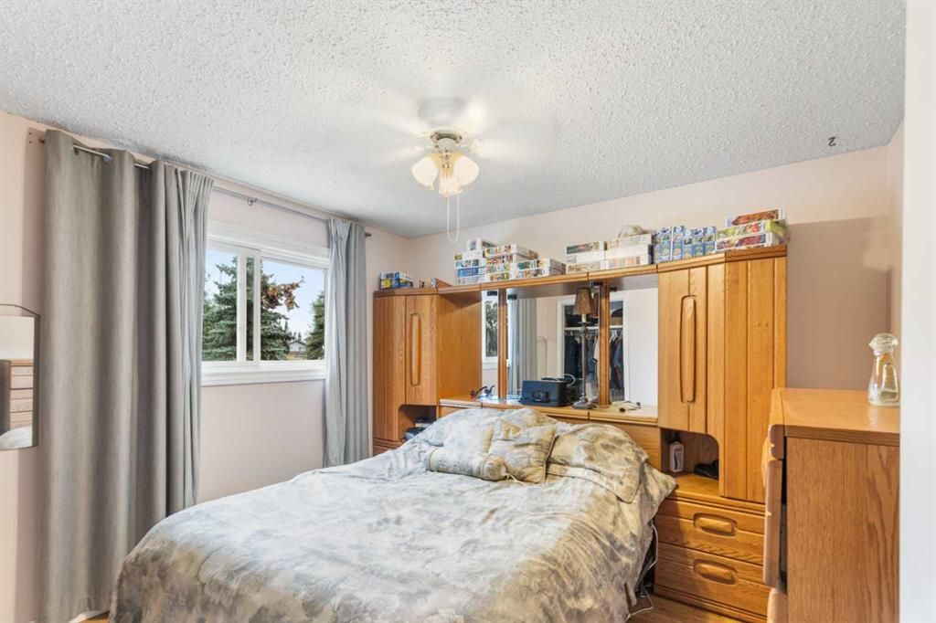 9715 69 Avenue  - Photo 7