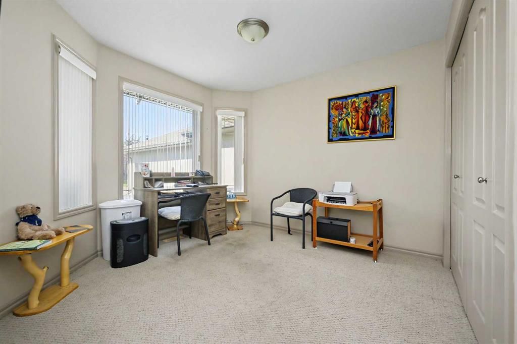 2, 8910 122 Avenue  - Photo 4