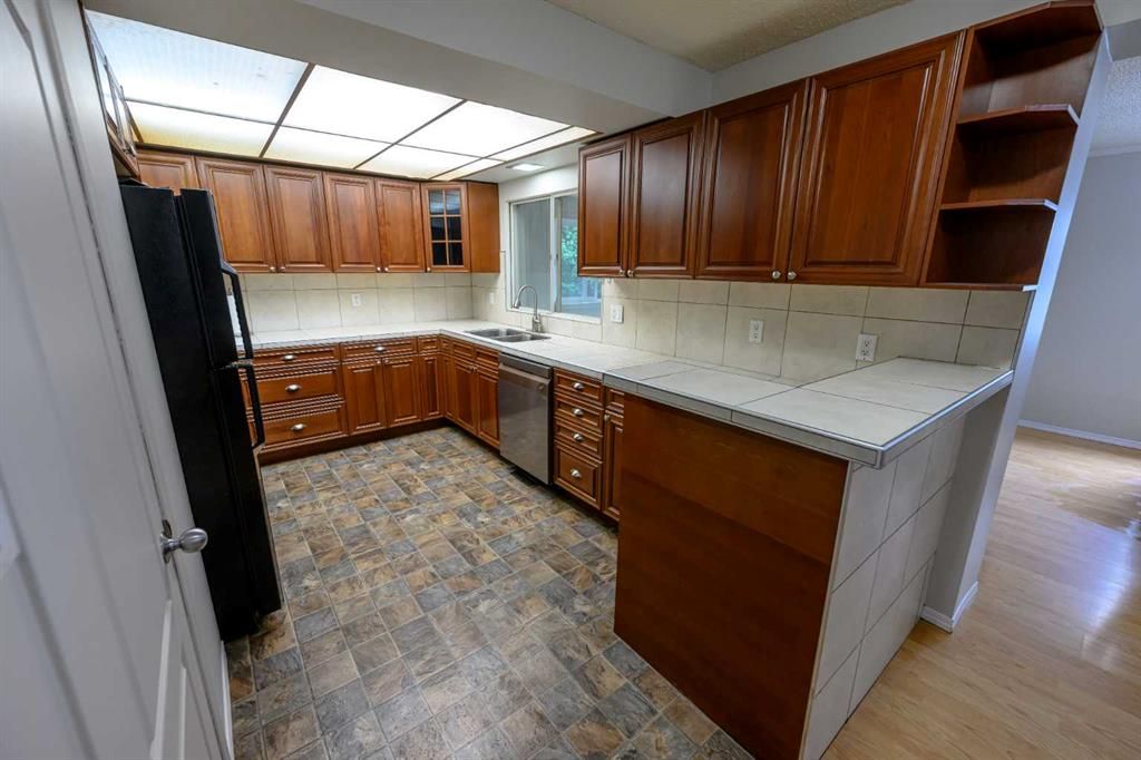 9923 88 Avenue  - Photo 10
