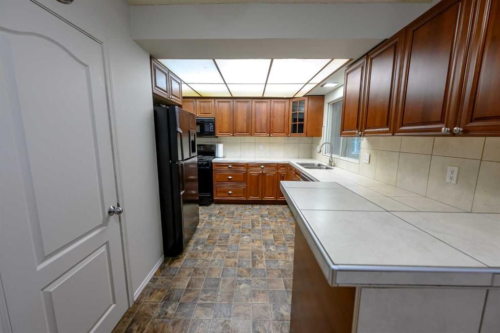 9923 88 Avenue  - Photo 11