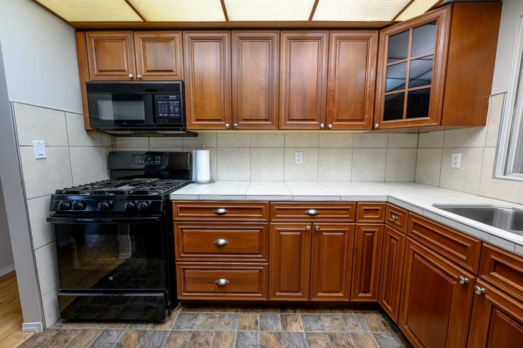 9923 88 Avenue  - Photo 13