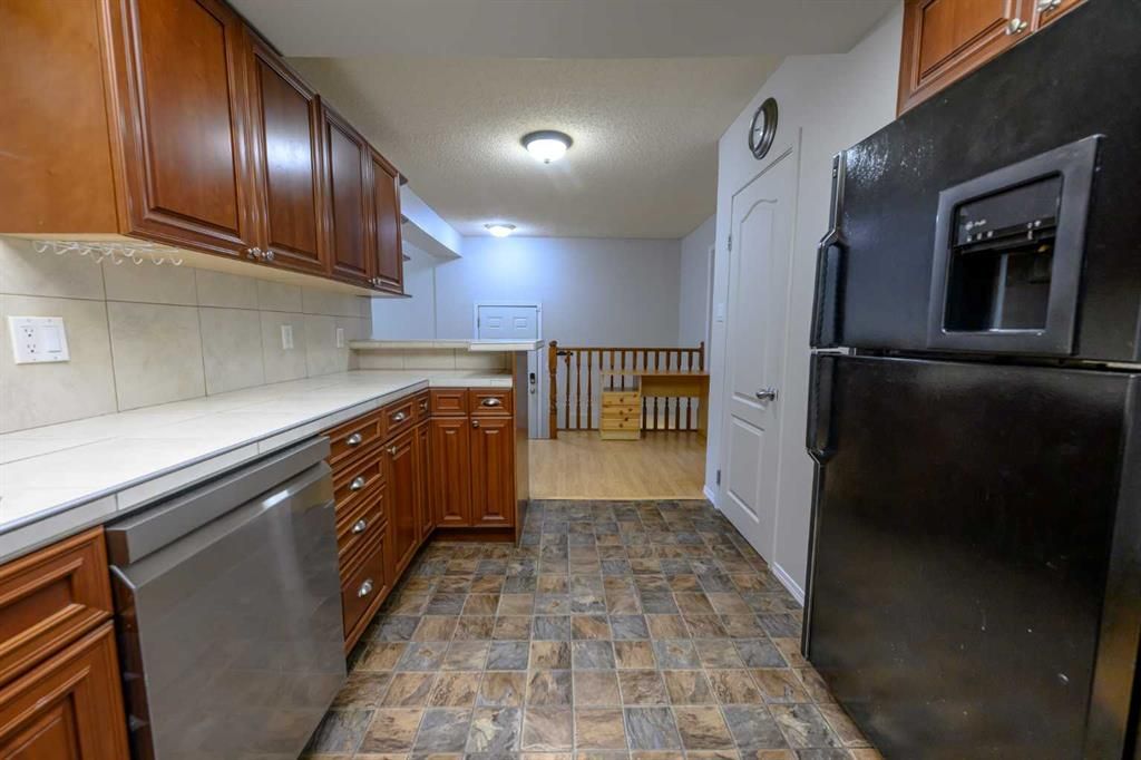 9923 88 Avenue  - Photo 15