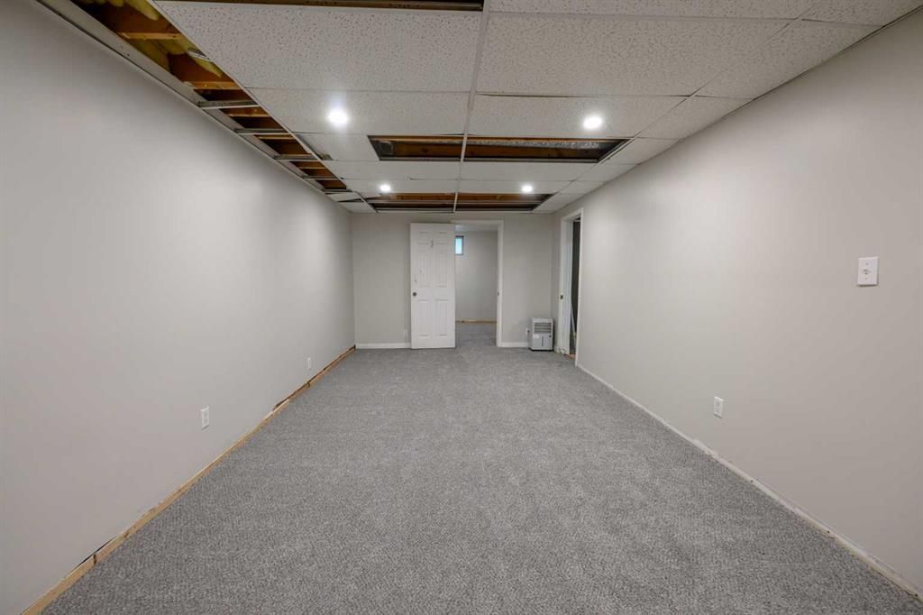 9923 88 Avenue  - Photo 36