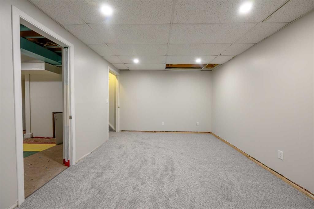 9923 88 Avenue  - Photo 40