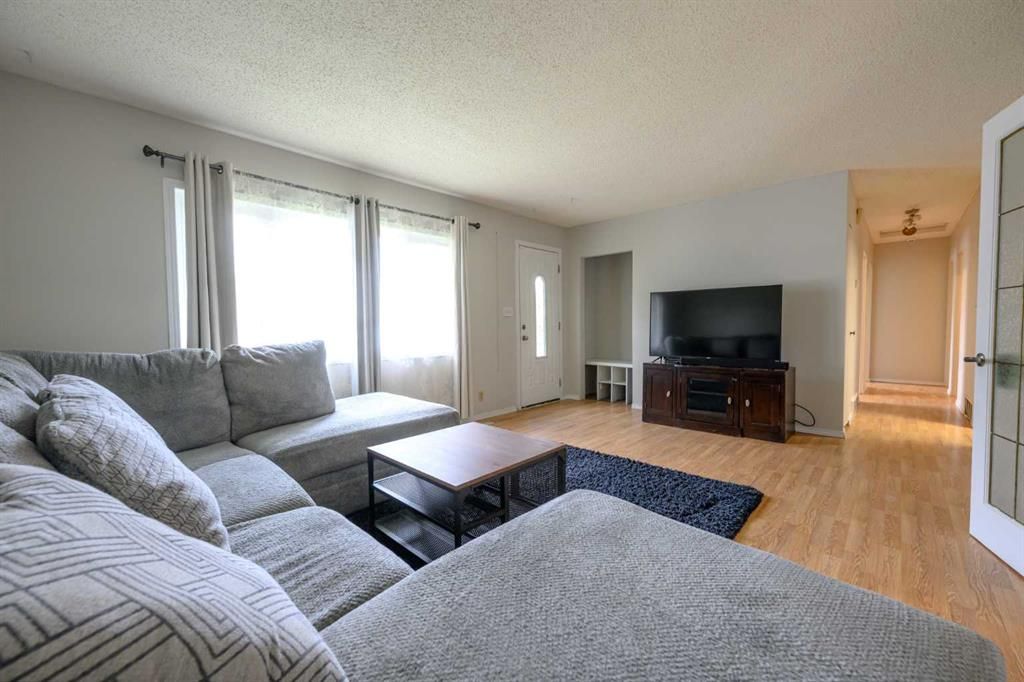 9923 88 Avenue  - Photo 5