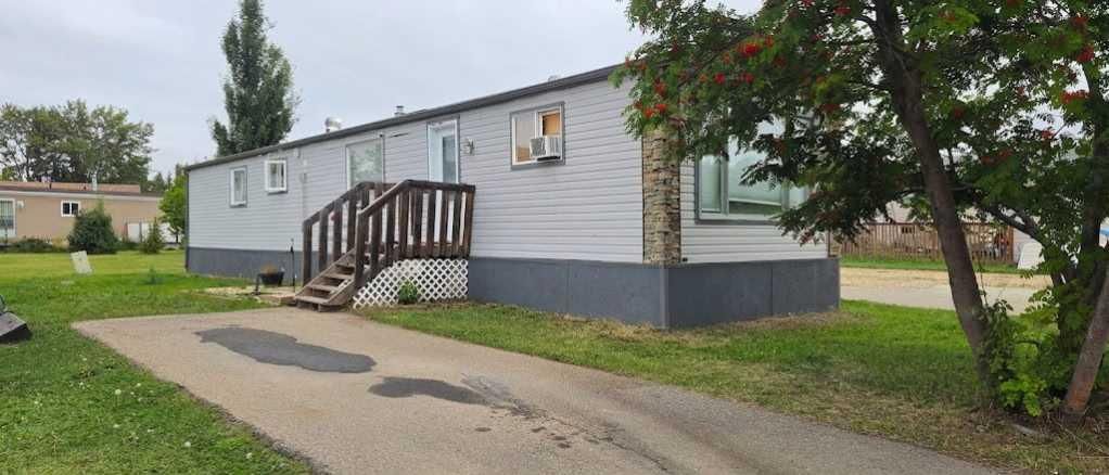 116, Coachman Village   - Photo 2