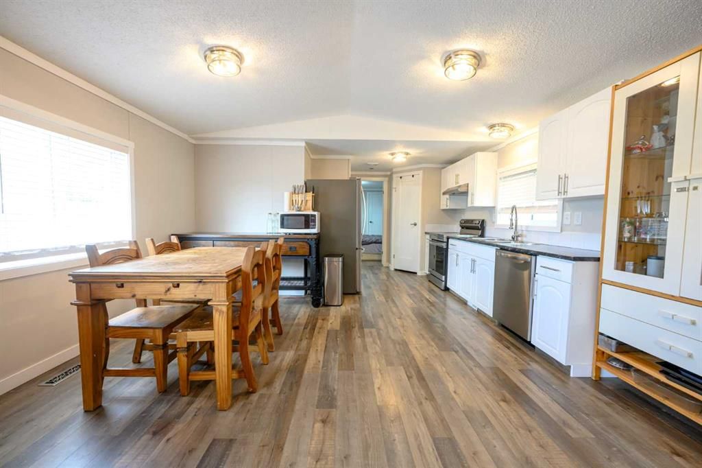 1120 7 Avenue - Photo 4