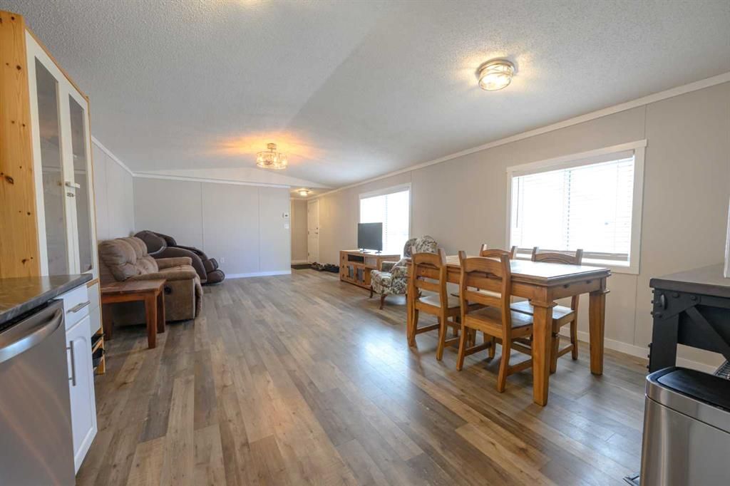 1120 7 Avenue  - Photo 7