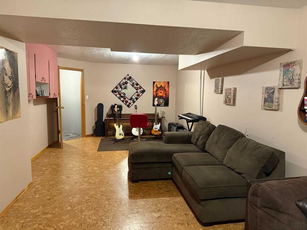 9713 105 Avenue  - Photo 15