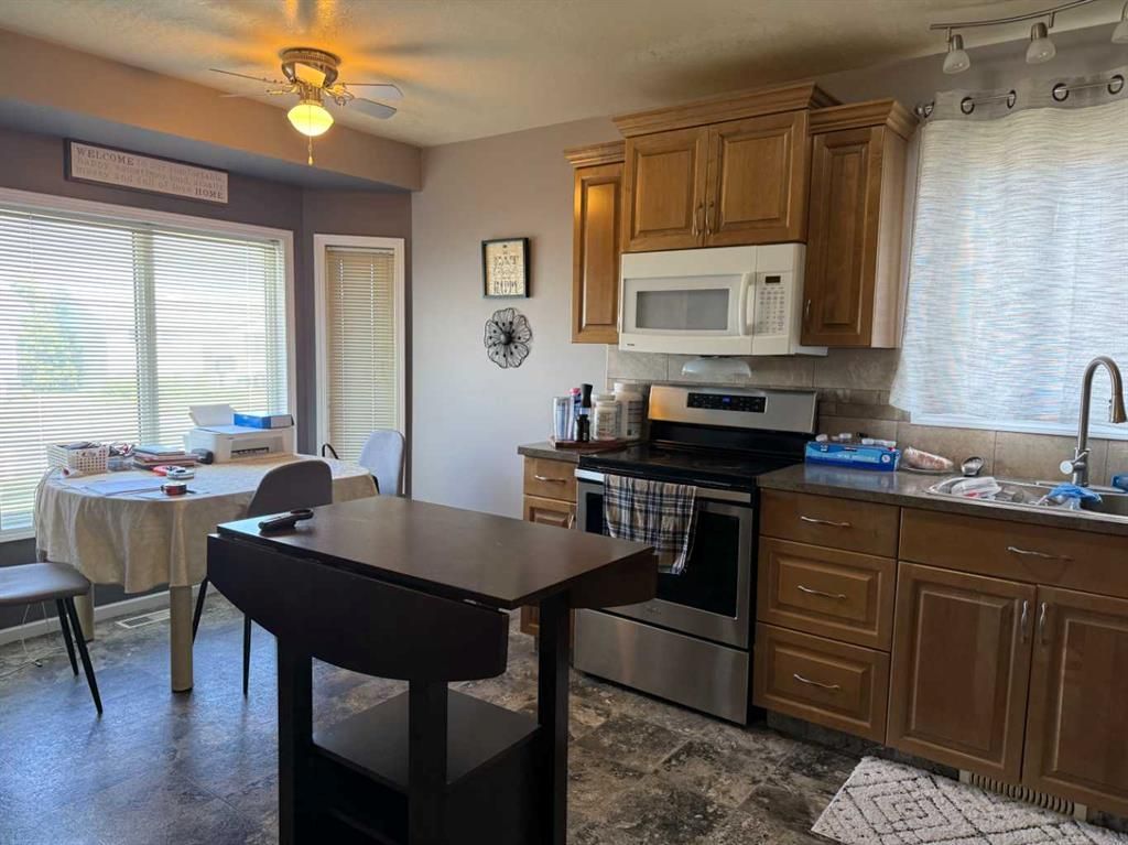 9713 105 Avenue  - Photo 5