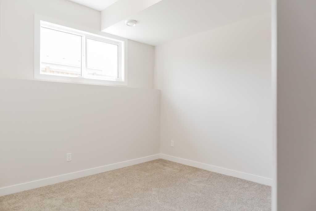 9525 114 Avenue  - Photo 23