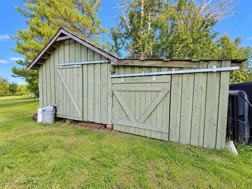 782055 Range Road 54   - Photo 13