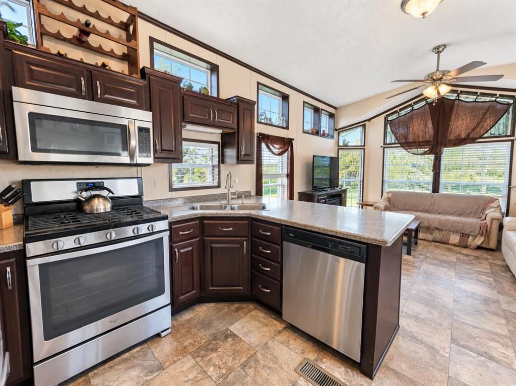 782055 Range Road 54   - Photo 17