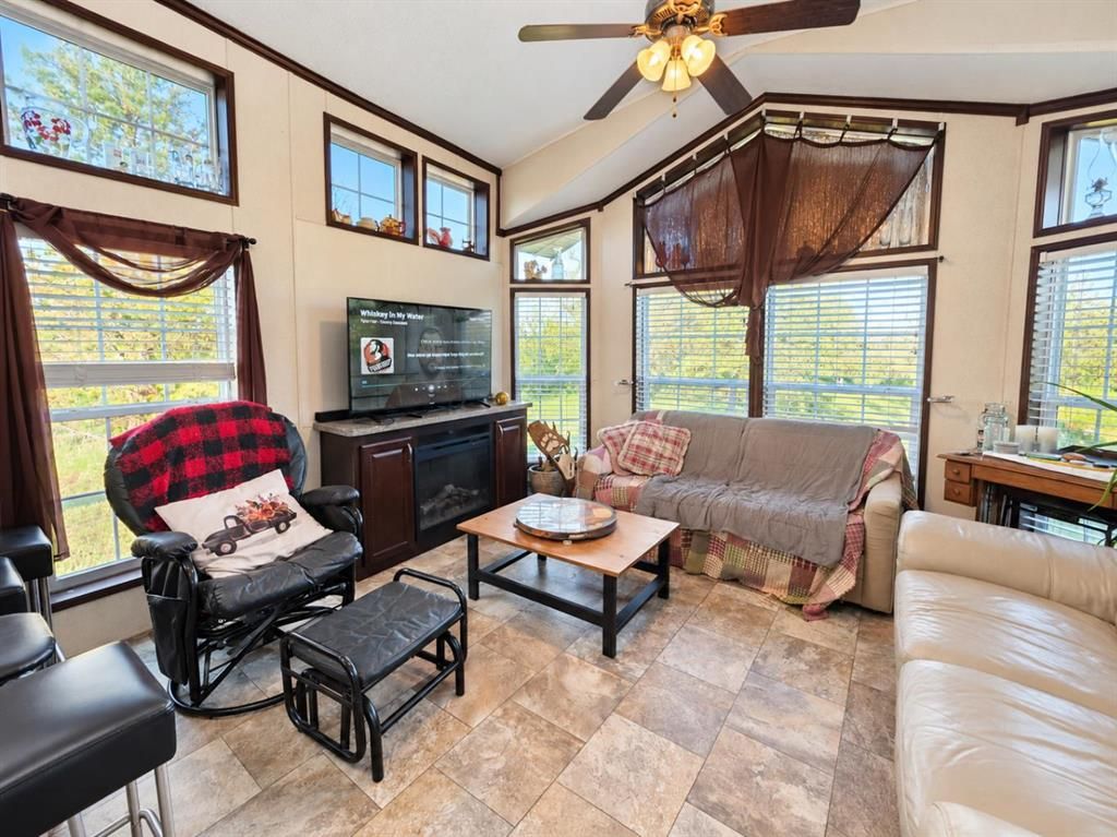 782055 Range Road 54   - Photo 19