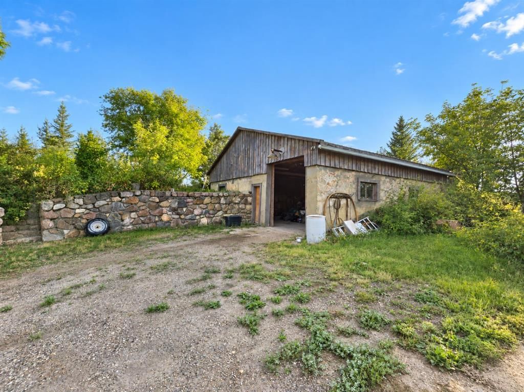 782055 Range Road 54   - Photo 28