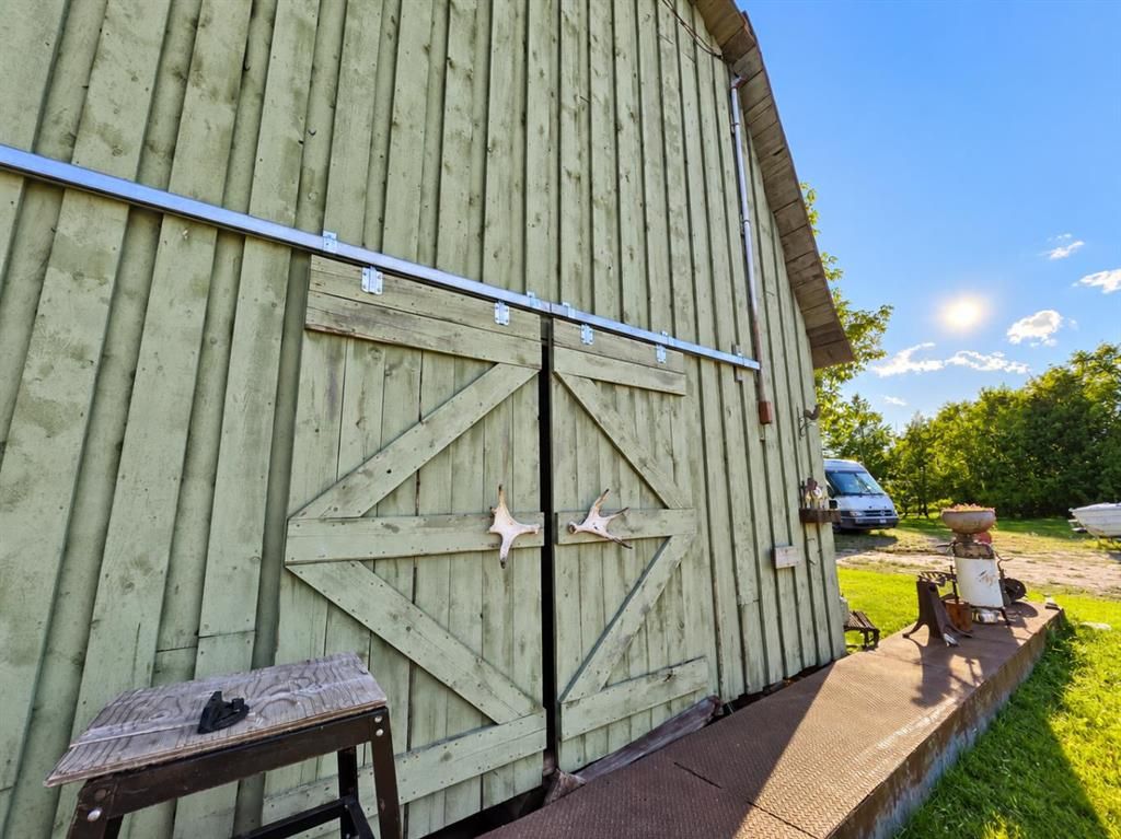 782055 Range Road 54   - Photo 9
