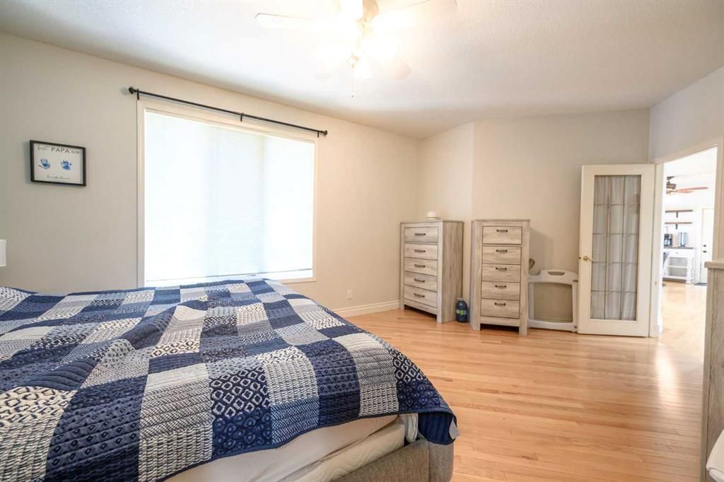 11823 Cygnet Boulevard  - Photo 13