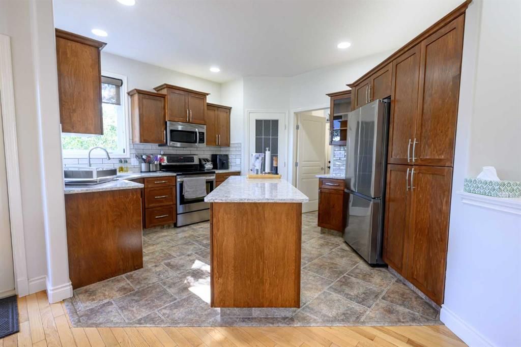 11823 Cygnet Boulevard  - Photo 23