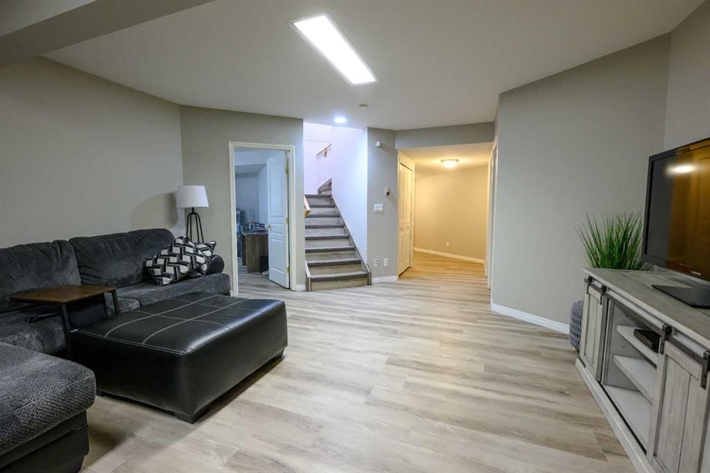 11823 Cygnet Boulevard  - Photo 33