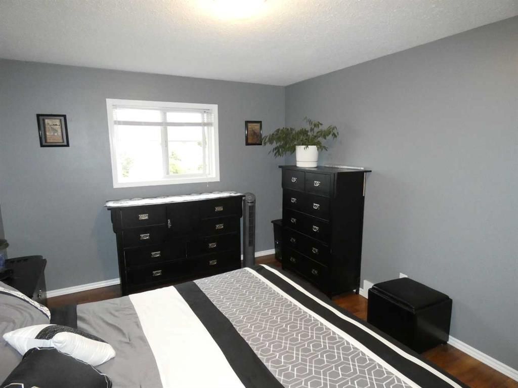 9403 128 Avenue  - Photo 16