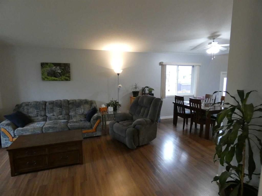 9403 128 Avenue - Photo 3