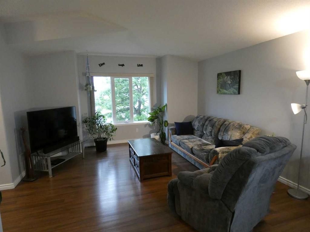 9403 128 Avenue  - Photo 5