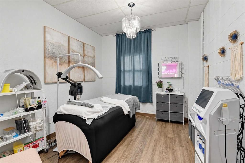 9807 116 Avenue  - Photo 18