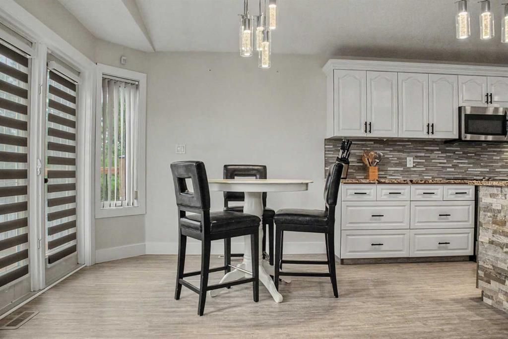 10720 88B Street  - Photo 9
